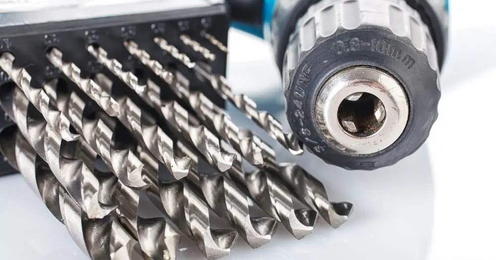 Pulling the quick-release collar on an impact driver