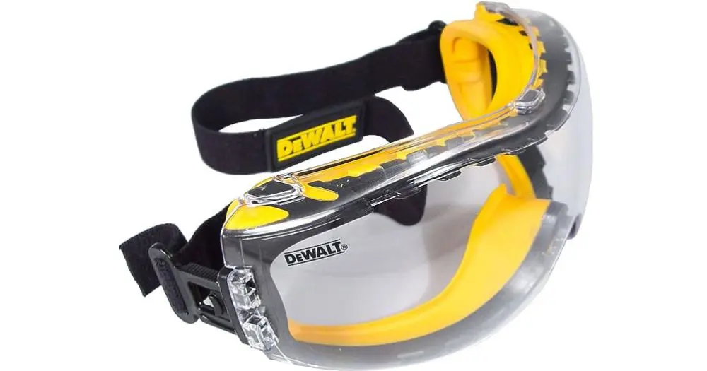 How-To-Drill-A-Straight-Hole-Without-A-Drill-Press-6 How To Drill A Straight Hole Without A Drill Press