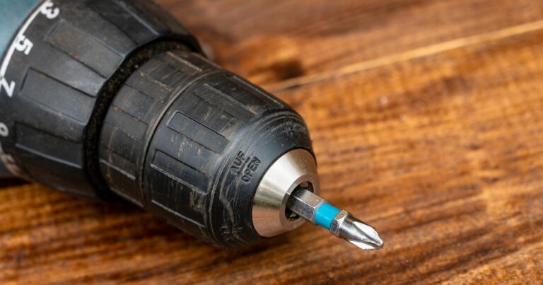 How To Properly Repair The Chuck On A Impact Driver