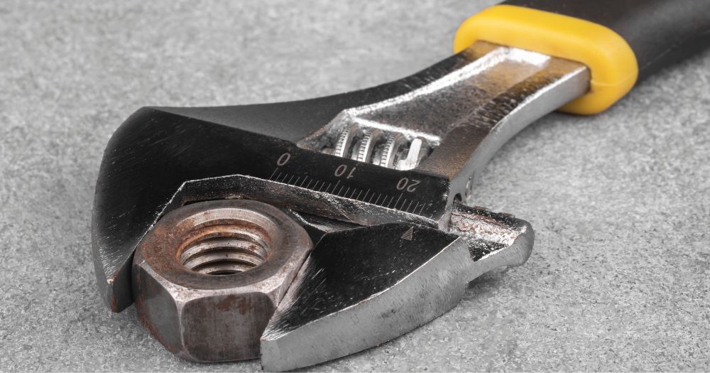 How To Use An Adjustable Wrench