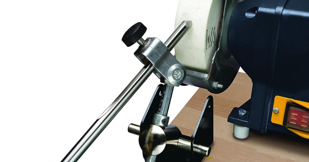 How To Use A Grinding Jig For Lathe Tool Safely