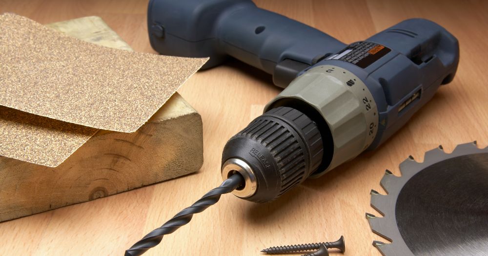 Tips For Driving Screws Into Hardwood With An Impact Driver
